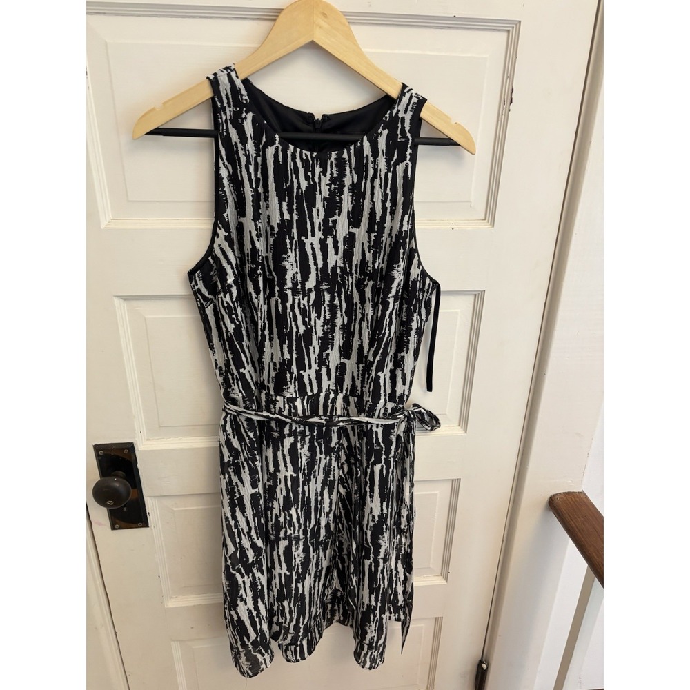 Ann Taylor Women's Black Gray Printed Sleeveless Silk Waist Tie Dress Size 8